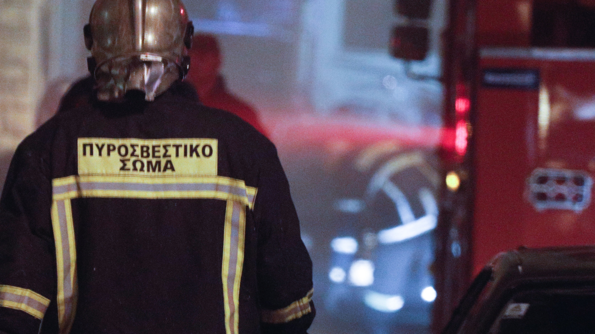 Πυρκαγιά σε συνεργείο αυτοκινήτων στα Γιαννιτσά