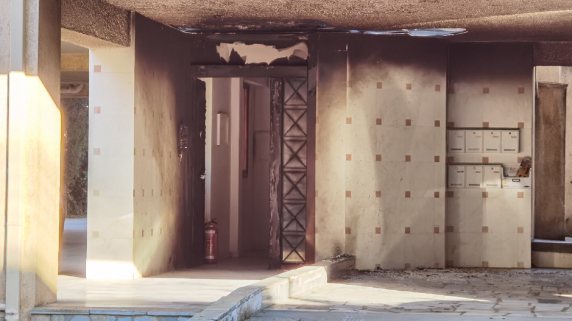 Έκρηξη σε πολυκατοικία στο Χαλάνδρι που μένει ο προϊστάμενος της κρατικής ασφάλειας 