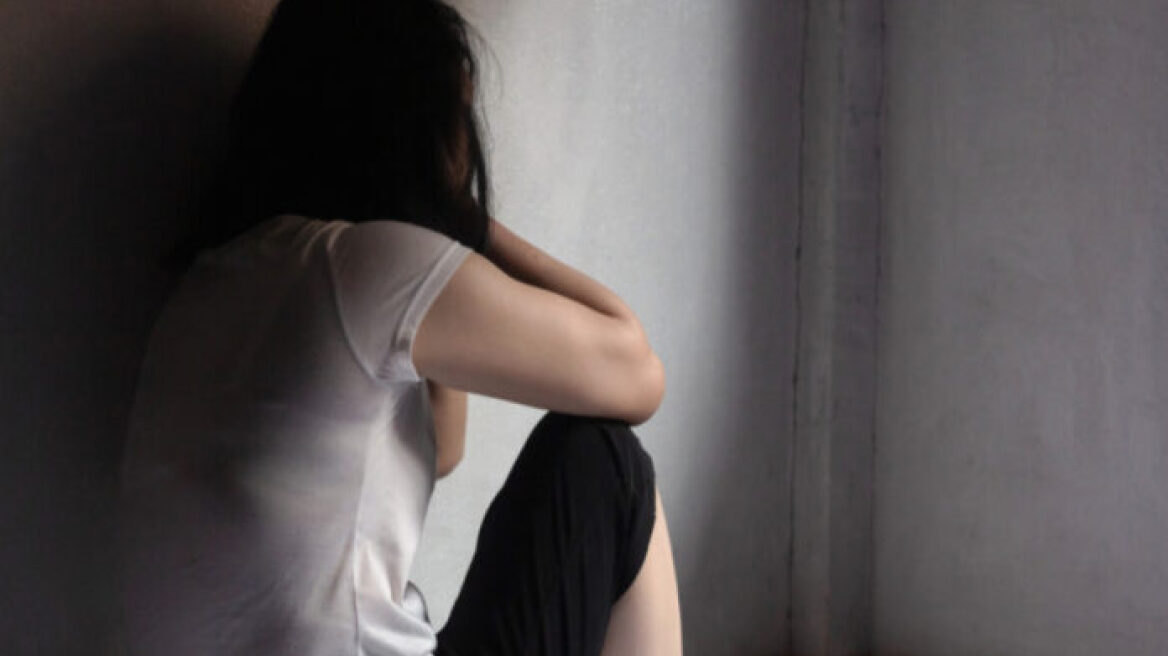 Βόλος: Απείλησε τη γυναίκα του ότι θα την πατήσει με το αυτοκίνητο και θα τη στείλει στον τάφο και καταδικάστηκε 