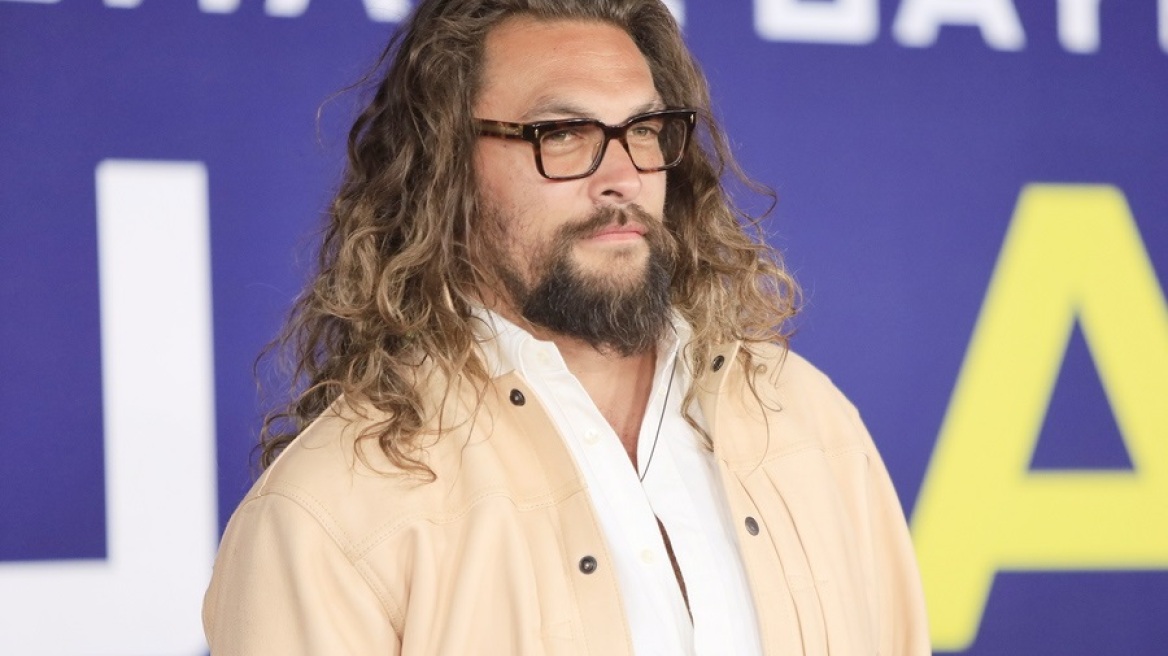 Ο Τζέισον Μομόα θα πρωταγωνιστήσει σε τηλεοπτική σειρά με θέμα την ιστορία της Χαβάης