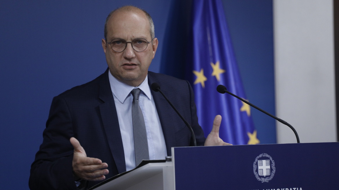 Οικονόμου: Τη Μεγάλη Τετάρτη η έκτακτη οικονομική ενίσχυση σε χαμηλοσυνταξιούχους