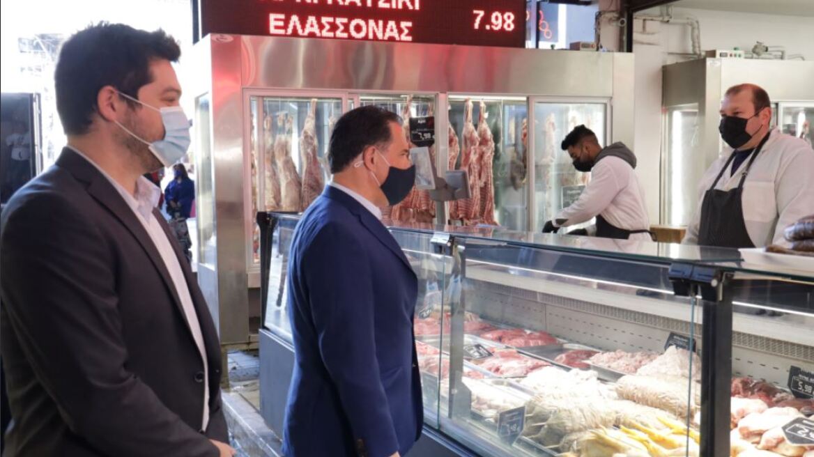 Στη Βαρβάκειο ο Άδωνις Γεωργιάδης: «Σημαντικά χαμηλότερες οι τιμές από αυτές που περιμέναμε»