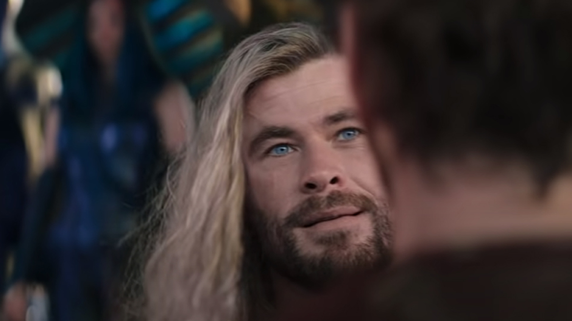 O Thor είναι «εντελώς gay», λένε οι φαν μετά το τρέιλερ του «Love and Thunder»