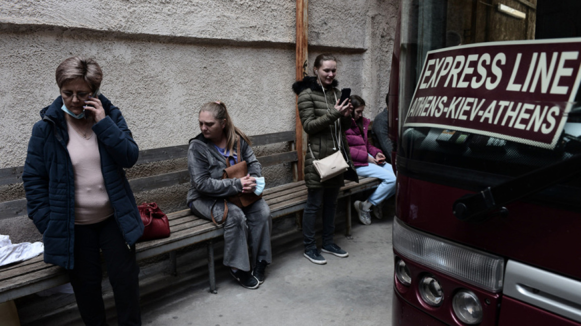 Πόλεμος στην Ουκρανία: Έφτασαν ακόμη 265 πρόσφυγες στην Ελλάδα