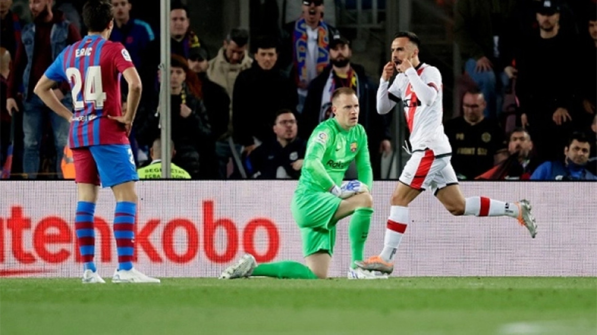 Μπαρτσελόνα - Ράγιο Βαγιεκάνο 0-1: Ιστορική ήττα, το Champions League πήρε… αναβολή