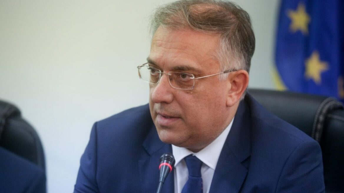 Τάκης Θεοδωρικάκος: Στην Ελλάδα δεν υπάρχουν άβατα