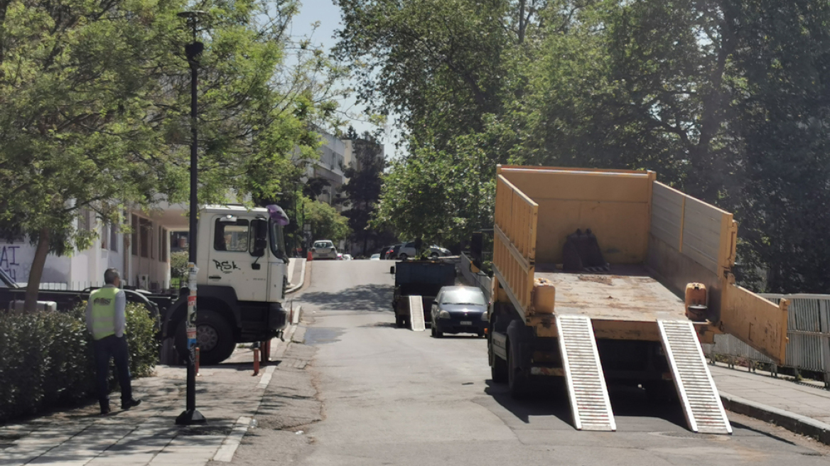 H απόφαση του Αριστοτέλειου για τη βιβλιοθήκη στο χώρο της κατάληψης και οι αντιδράσεις
