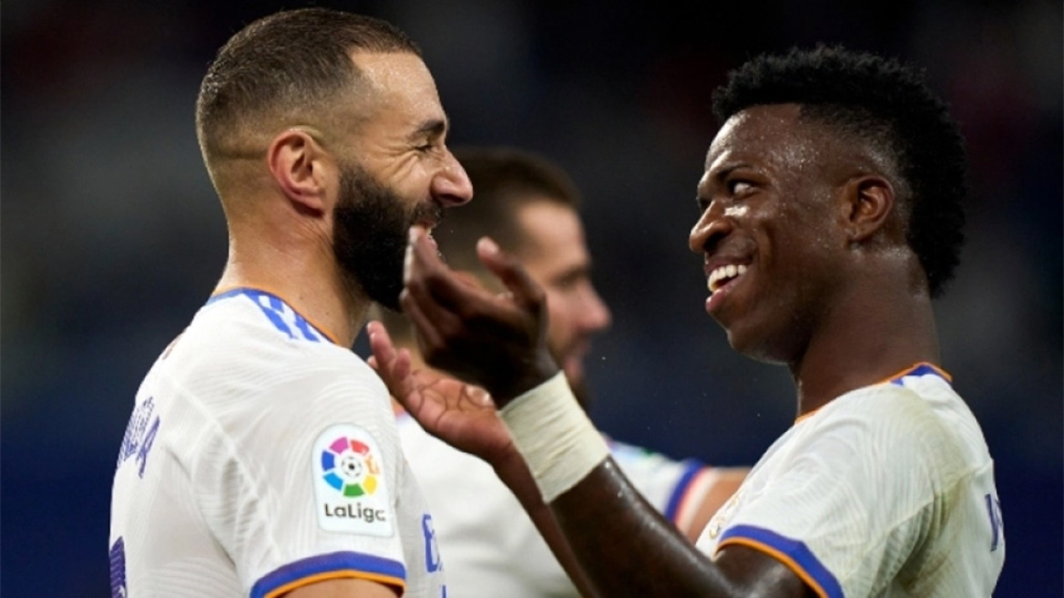 Αποθέωσε Μπενζεμά ο Βινίσιους: «Του αξίζει η Χρυσή Μπάλα»