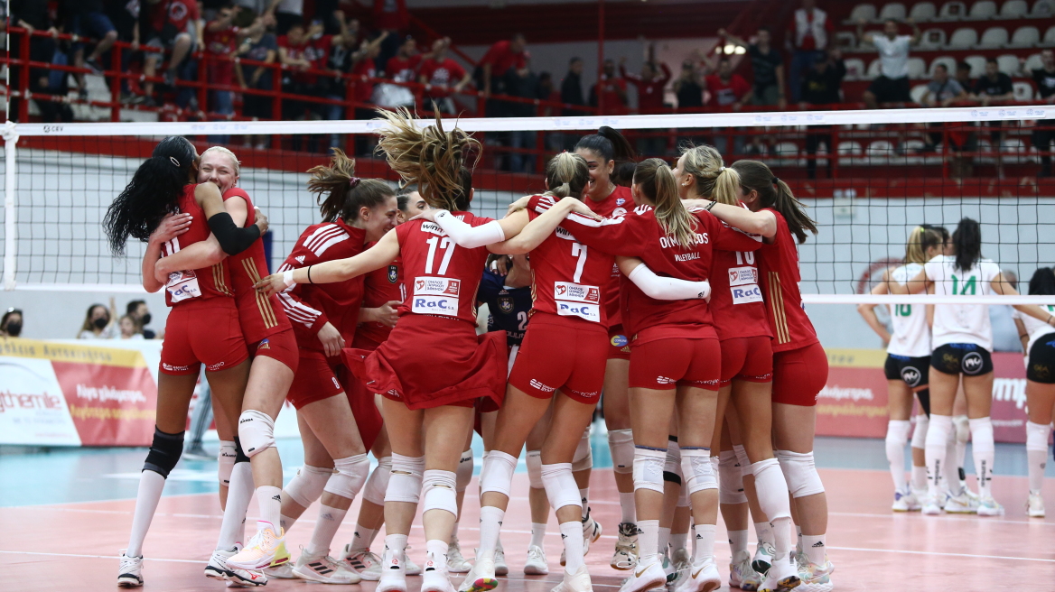 Βόλεϊ γυναικών, Ολυμπιακός-Παναθηναϊκός 3-1: Ερυθρόλευκος θρίαμβος με υπογραφή Σάλας - Δείτε βίντεο