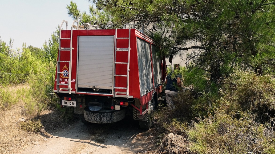 Υπό μερικό έλεγχο η φωτιά στα Κύθηρα