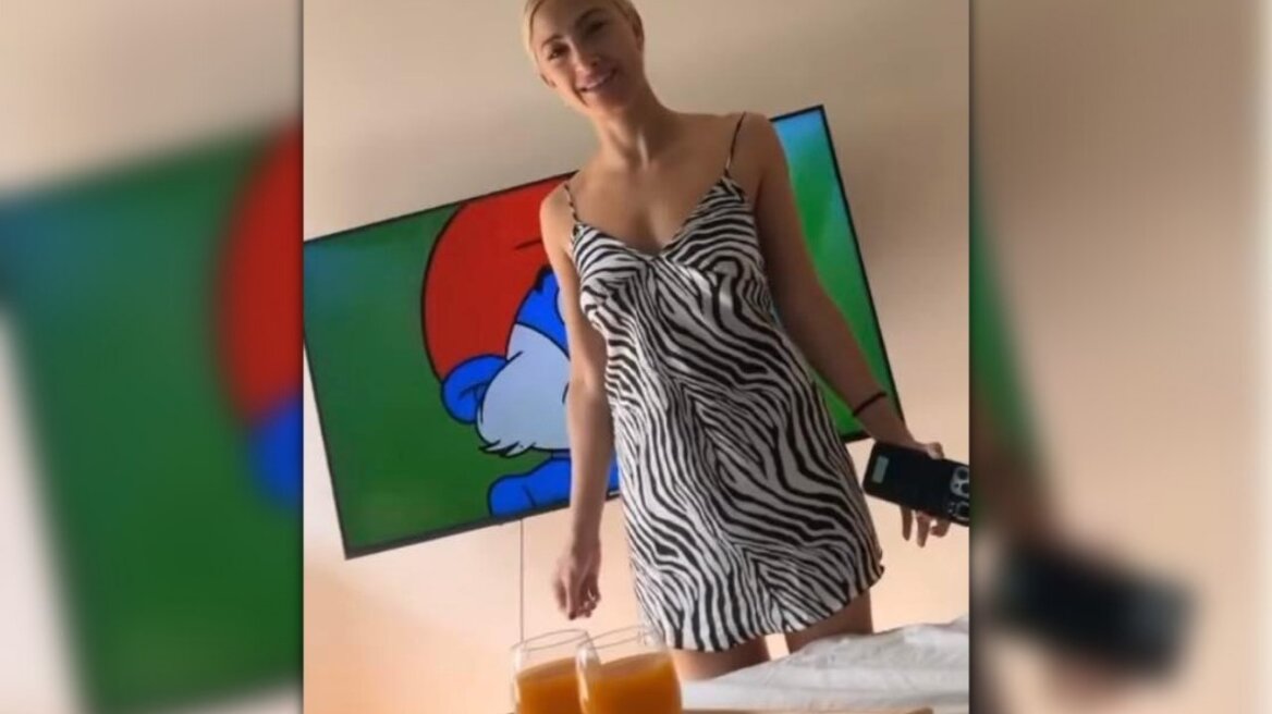 Ιωάννα Τούνη: Εύχεται «καλό μήνα» στον Δημήτρη Αλεξάνδρου με πρωινό στο κρεβάτι 