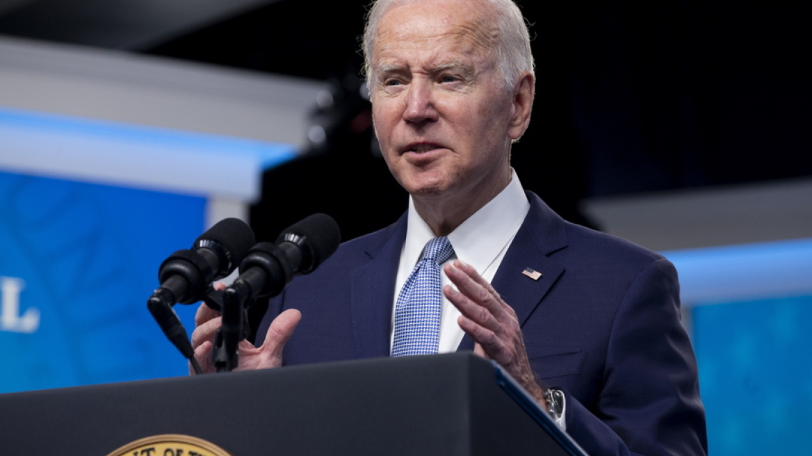 Ο Μπάιντεν σπεύδει να πάρει μέτρα για τις μεγάλες ελλείψεις σε βρεφικό γάλα