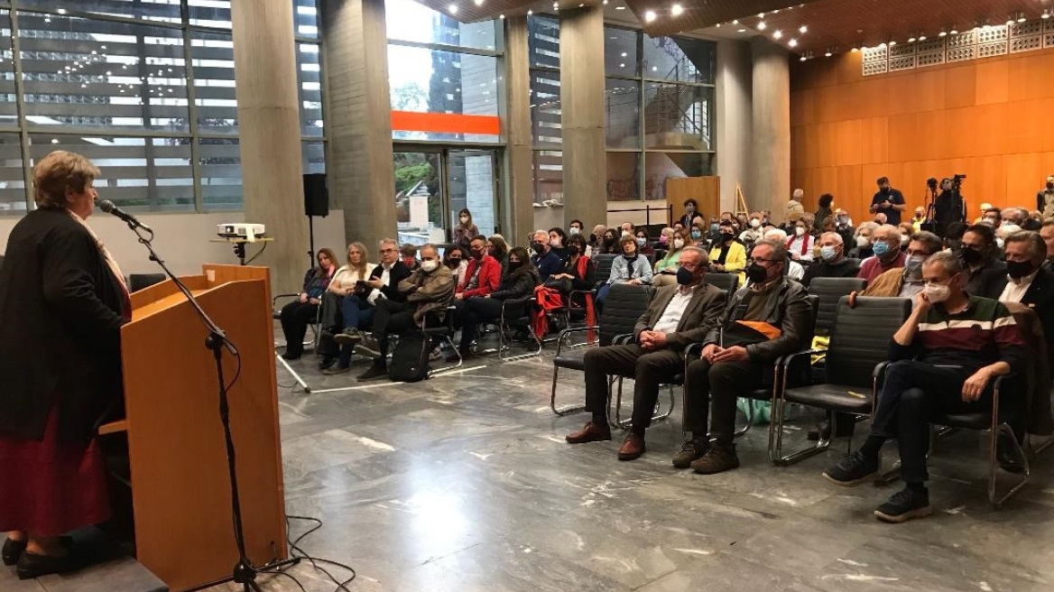 Αλεξάνδρα Προτσένκο - Πιτσακντζή: Οι Έλληνες πρόσφυγες θα επιστρέψουν στην Μαριούπολη