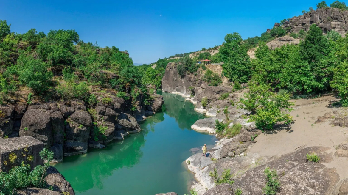 7 ποτάμια στην Ελλάδα για αναζωογονητικές βουτιές