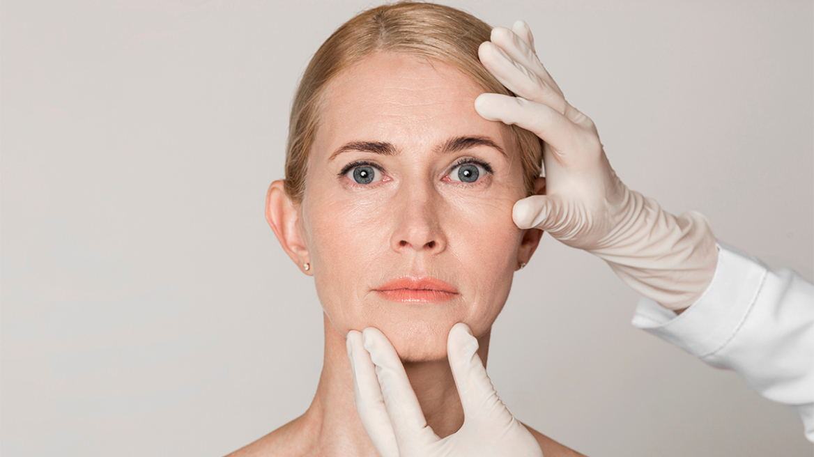 Αντιγήρανση: Όλες οι μέθοδοι που «σβήνουν» τα σημάδια του χρόνου