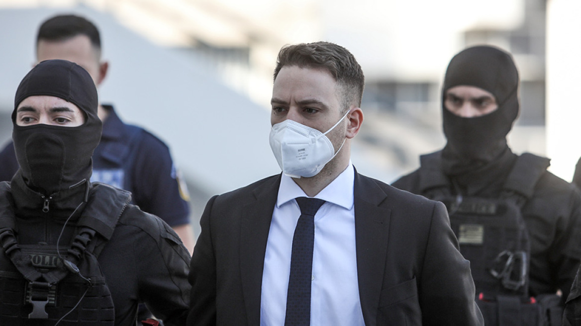 Μπάμπης Αναγνωστόπουλος: Ο δολοφόνος της Καρολάιν λαμβάνει ερωτικές επιστολές στη φυλακή, λέει η Sun