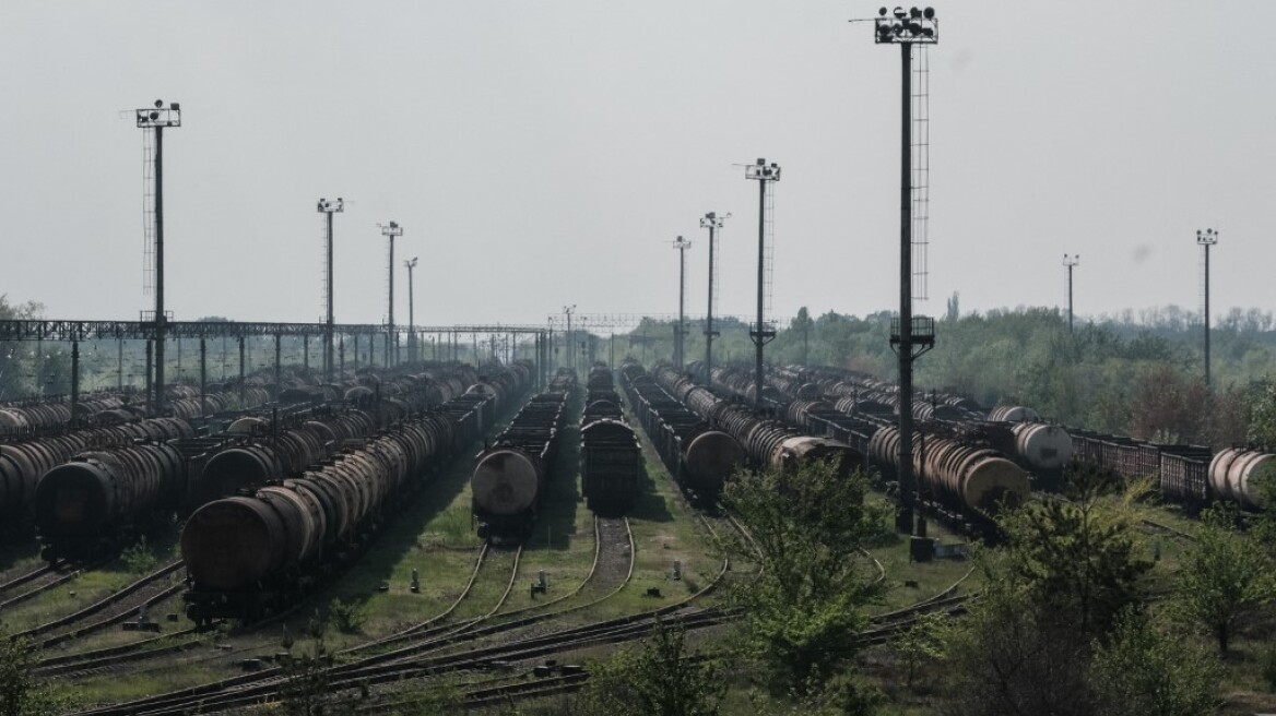 Πόλεμος στην Ουκρανία: Εκατοντάδες νεκροί Ρώσοι στρατιώτες φυλάσσονται σε τρένα - ψυγεία	