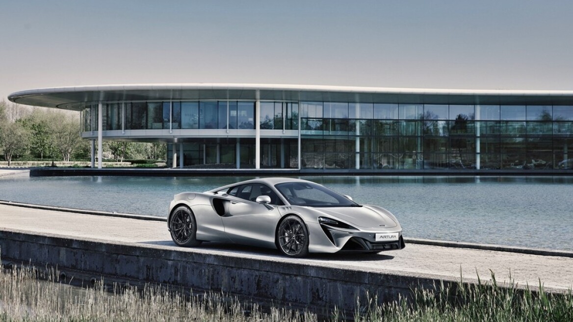 Η McLaren τιμά την βασίλισσα Ελισάβετ