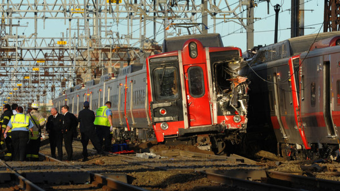 Ισπανία: Ένας νεκρός και 85 τραυματίες σε σύγκρουση δύο τρένων στη Βαρκελώνη