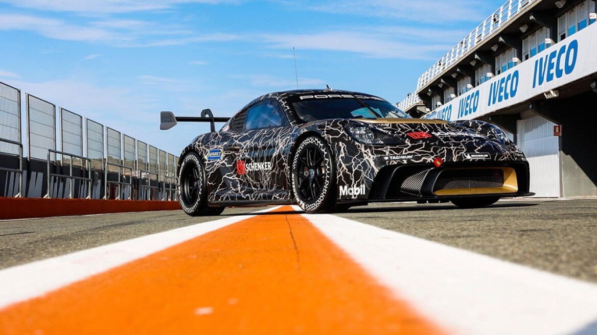 Πλησιάζει το νέο σπορ ηλεκτρικό της Porsche