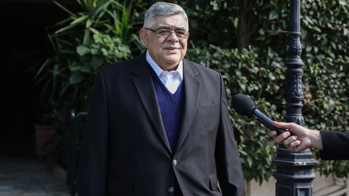 Νίκος Μιχαλολιάκος: Συνελήφθη για να επιστρέψει ξανά στις φυλακές - Αναμένεται να οδηγηθεί στον εισαγγελέα Λαμίας