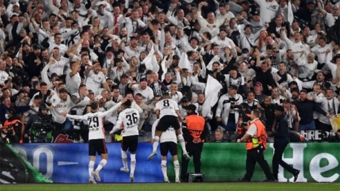 Άιντραχτ: Αήττητη στην κορυφή και με γκολ σε κάθε παιχνίδι