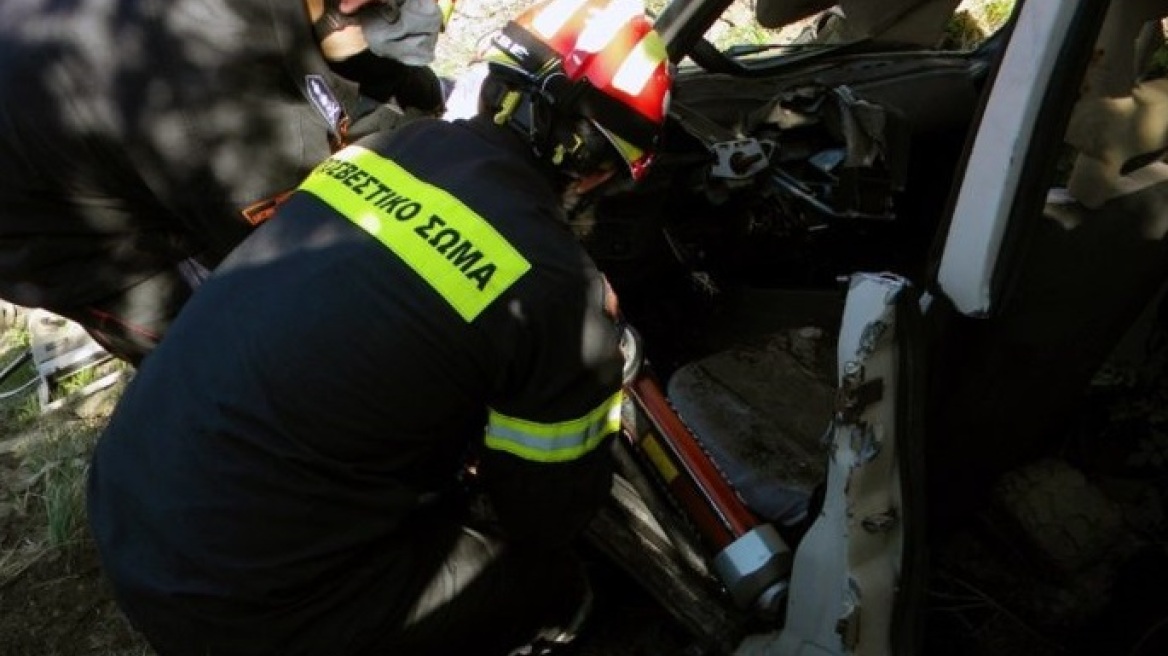 Χανιά: Αγροτικό έπεσε σε γκρεμό, νεκρός ο 75χρονος οδηγός