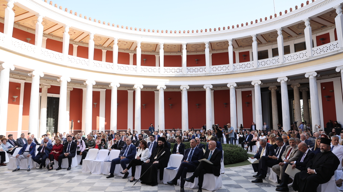 Απονεμήθηκαν τα 37α βραβεία δημοσιογραφίας του Ιδρύματος Μπότση