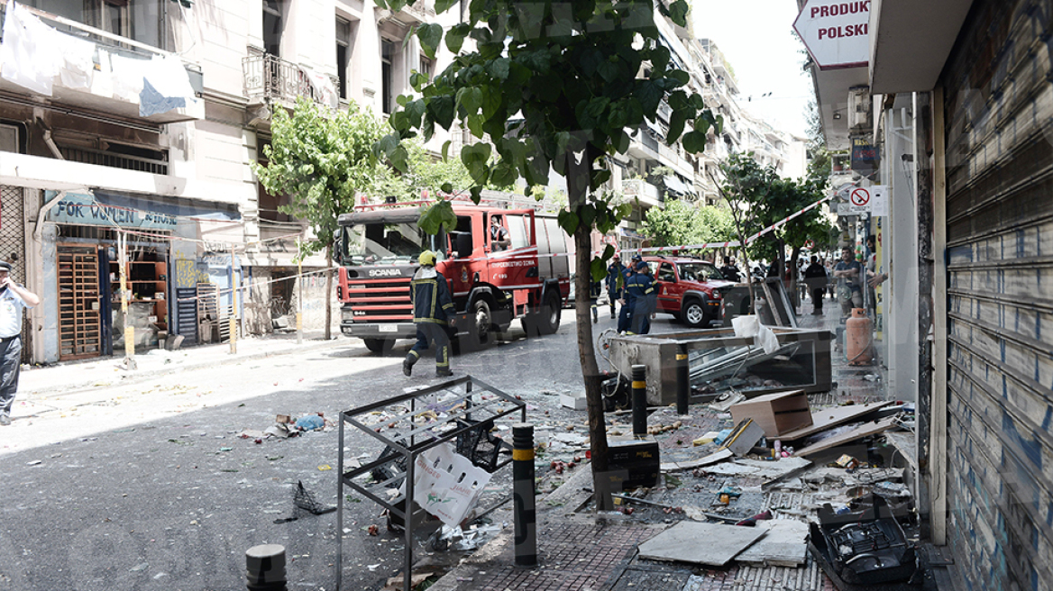 Βίντεο ντοκουμέντο: Η στιγμή της έκρηξης σε κατάστημα στο κέντρο της Αθήνας