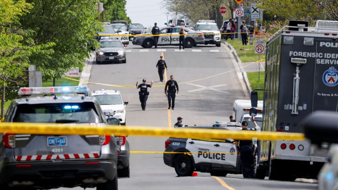 Καναδάς: Αστυνομικοί πυροβόλησαν και σκότωσαν νεαρό που περπατούσε σε δρόμο κρατώντας καραμπίνα