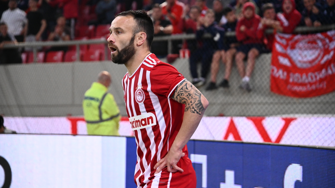 Βαλμπουενά για Μπενζεμά: «Αξίζει τη Χρυσή Μπάλα» 