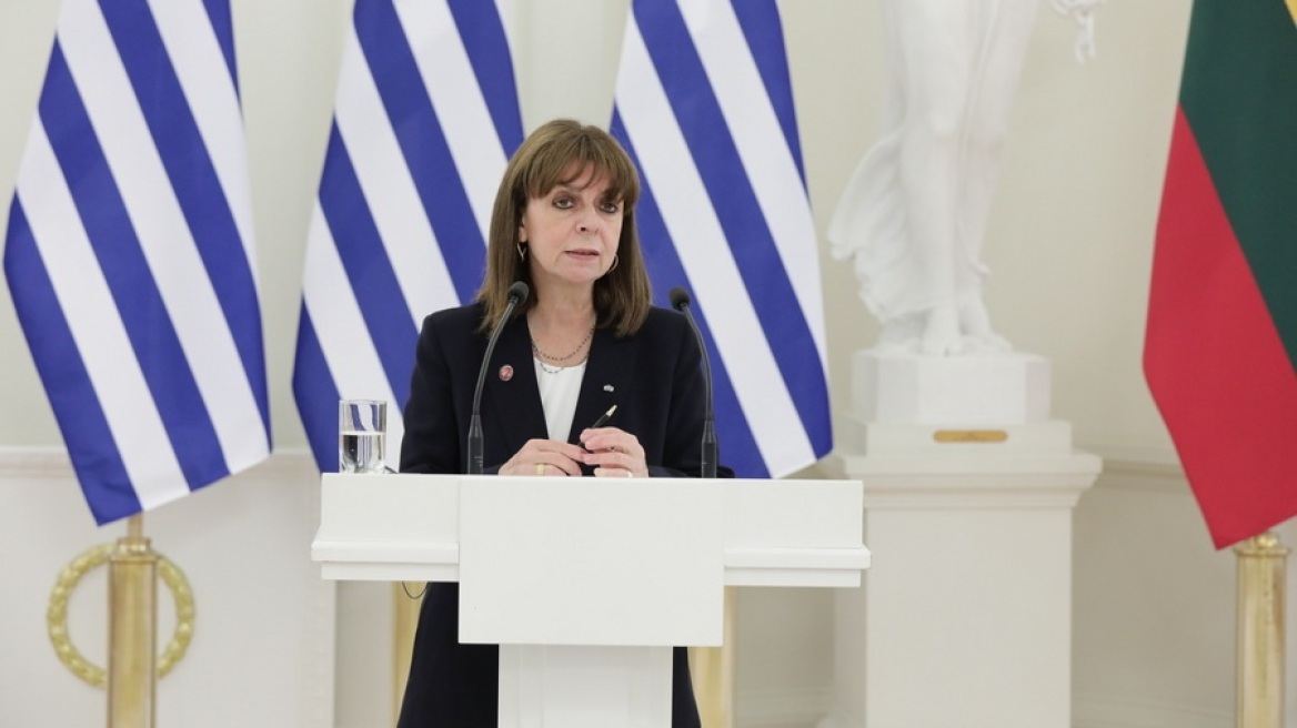 «Εμπρηστική η ρητορική Ερντογάν» δηλώνει η Σακελλαροπούλου - Απολύτως έτοιμη η Ελλάδα να υπερασπιστεί τα δικαιώματά της