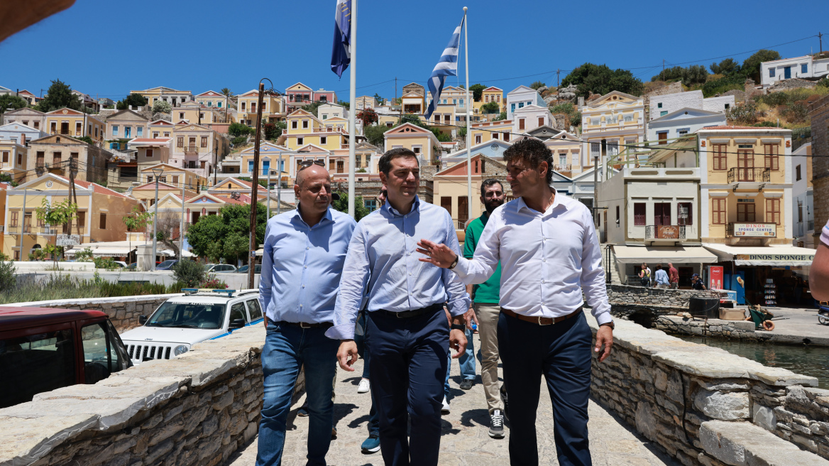 Τσίπρας: Ο Μητσοτάκης έχει αποφασίσει τέλος καλοκαιριού να δραπετεύσει γιατί τρέμει την ακρίβεια του χειμώνα