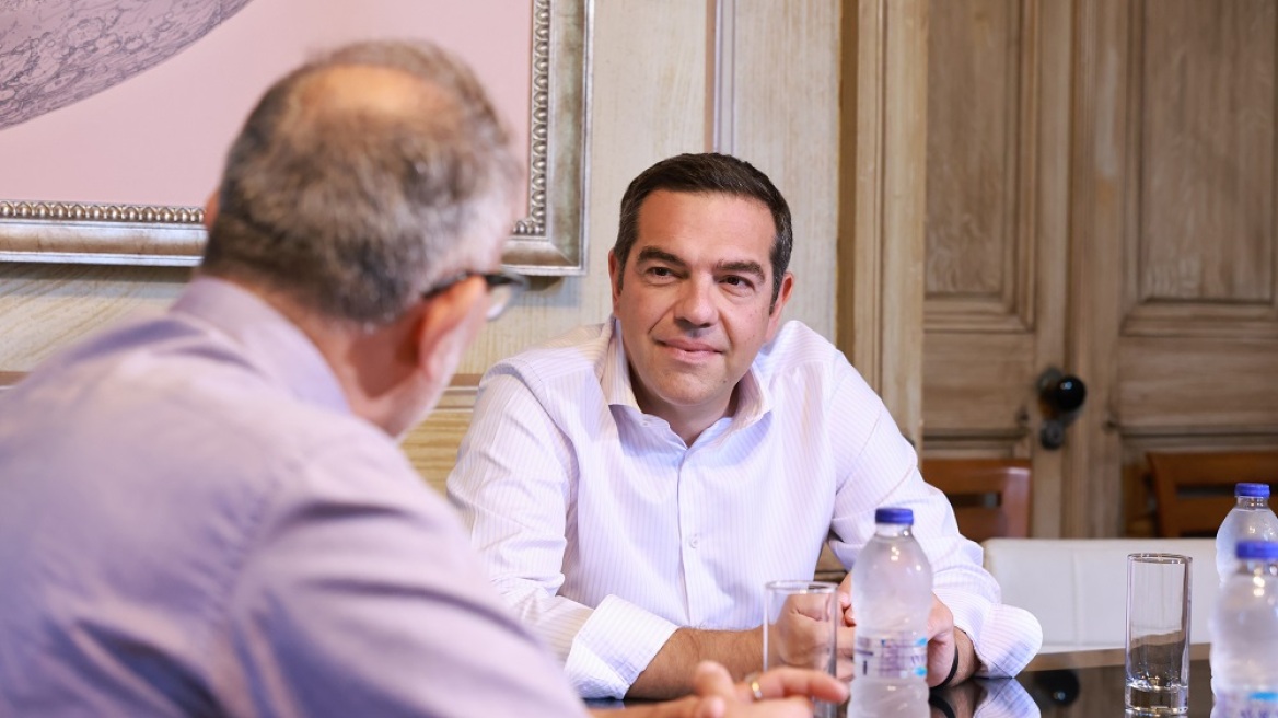 Τσίπρας στο Αστεροσκοπείο: «Πολύ φοβάμαι ότι δεν έχουν γίνει τα απαραίτητα για την αντιπυρική προστασία»