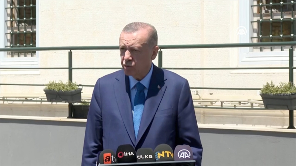 Απειλές Ερντογάν: Δεν θα τελειώσει ο αγώνας μας αν δεν εξασφαλίσουμε τα νότια σύνορα