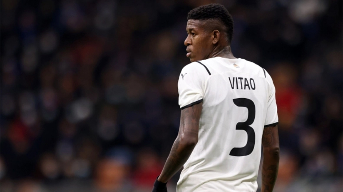 AEK: «Κοιτάζει» Γένσον και Βιτάο