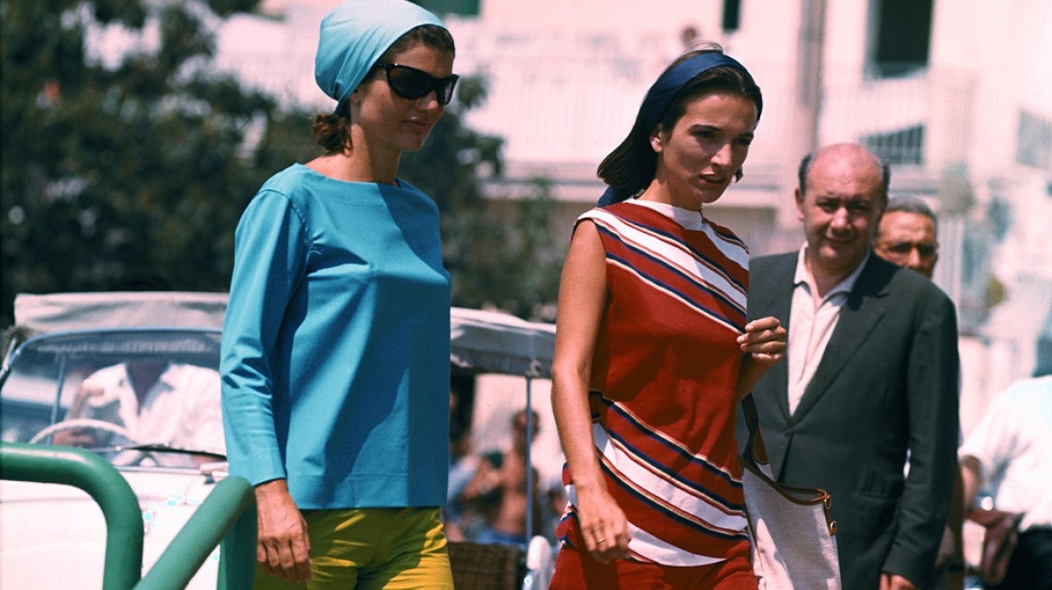 Το καλοκαιρινό στυλ της Τζάκι Κένεντι  σε 10 vintage φωτογραφίες