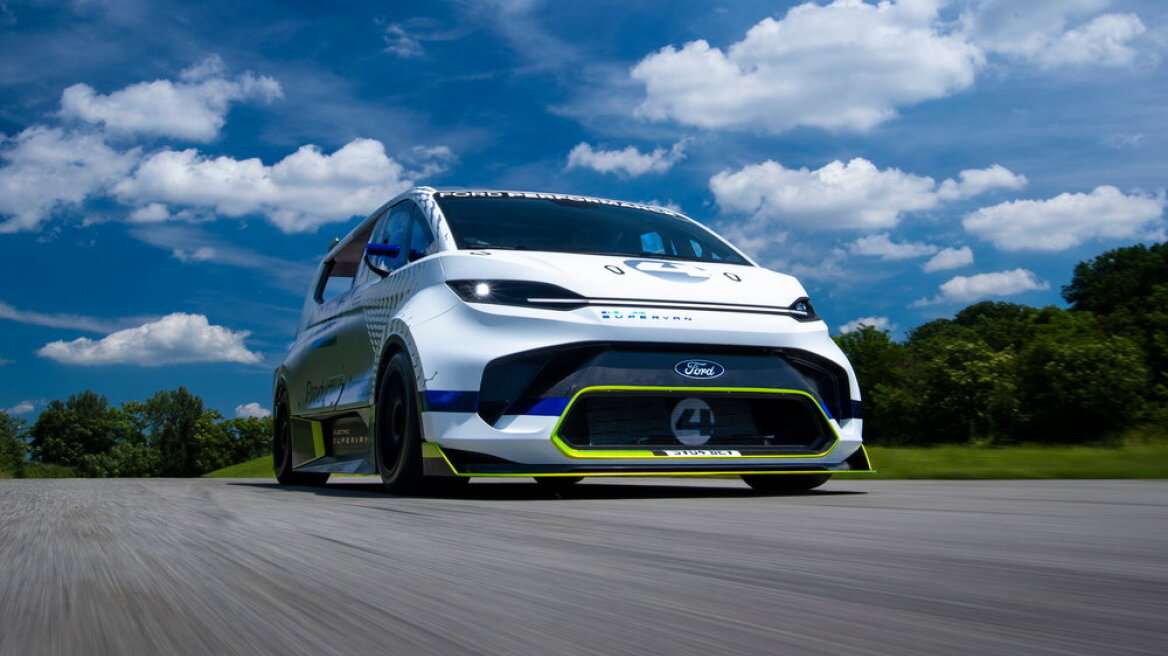 Η Ford παρουσιάζει το ταχύτερο van στον πλανήτη