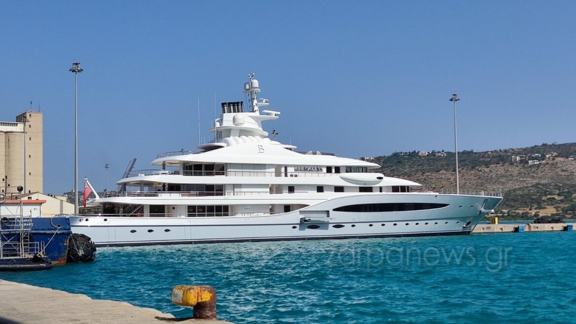 Κρήτη: Στη Σούδα η υπερπολυτελής θαλαμηγός του Μεξικανού μεγιστάνα Αλμπέρτο Μπελέρες  - Δείτε φωτογραφίες