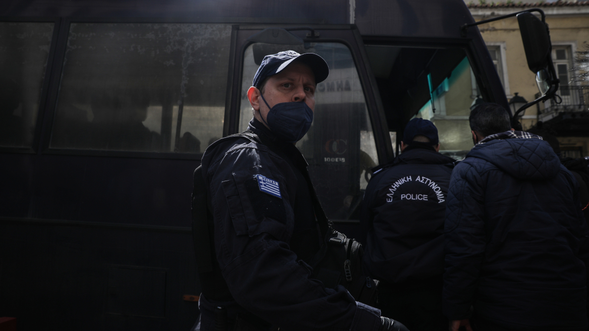 Μεγάλη αστυνομική επιχείρηση στο Ζεφύρι - Δύο συλλήψεις