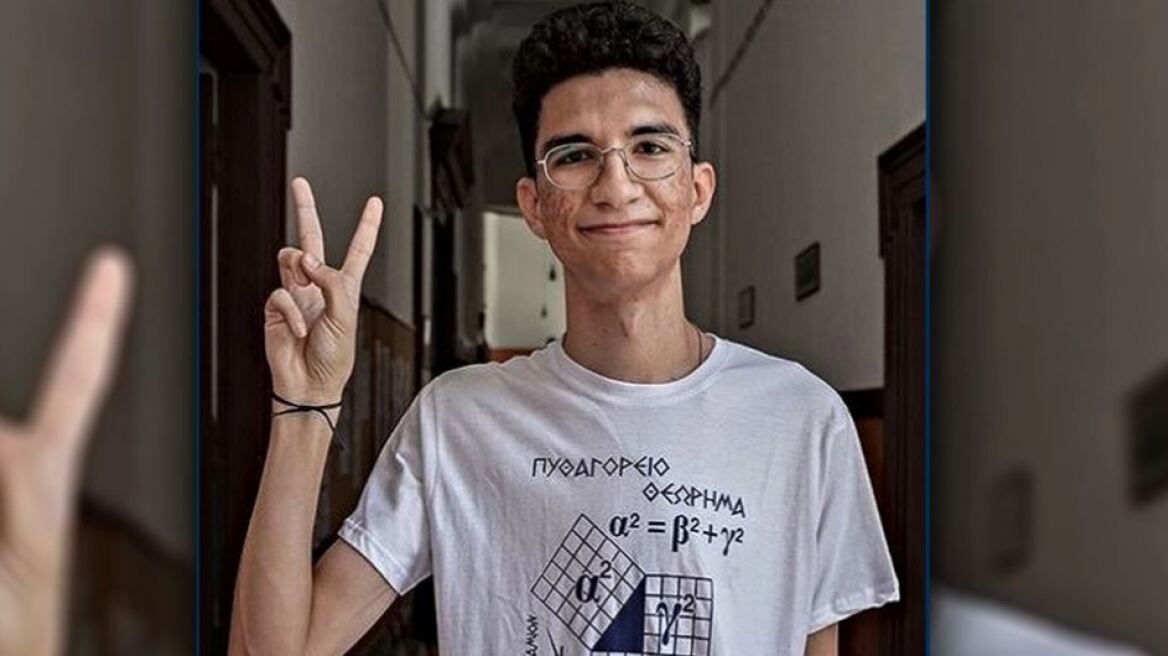 Πανελλαδικές εξετάσεις: Πήγαινα σχολείο μέχρι την τελευταία μέρα, λέει ο Ιρανός πρόσφυγας που αρίστευσε 