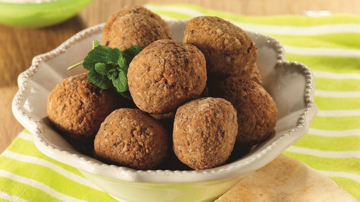 Αφράτοι ρεβιθοκεφτέδες - Μια συνταγή ακριβείας για πραγματικά νόστιμο αποτέλεσμα