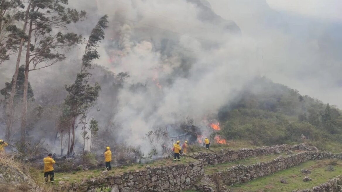 Περού: Δασική πυρκαγιά απειλεί το Μάτσου Πίτσου