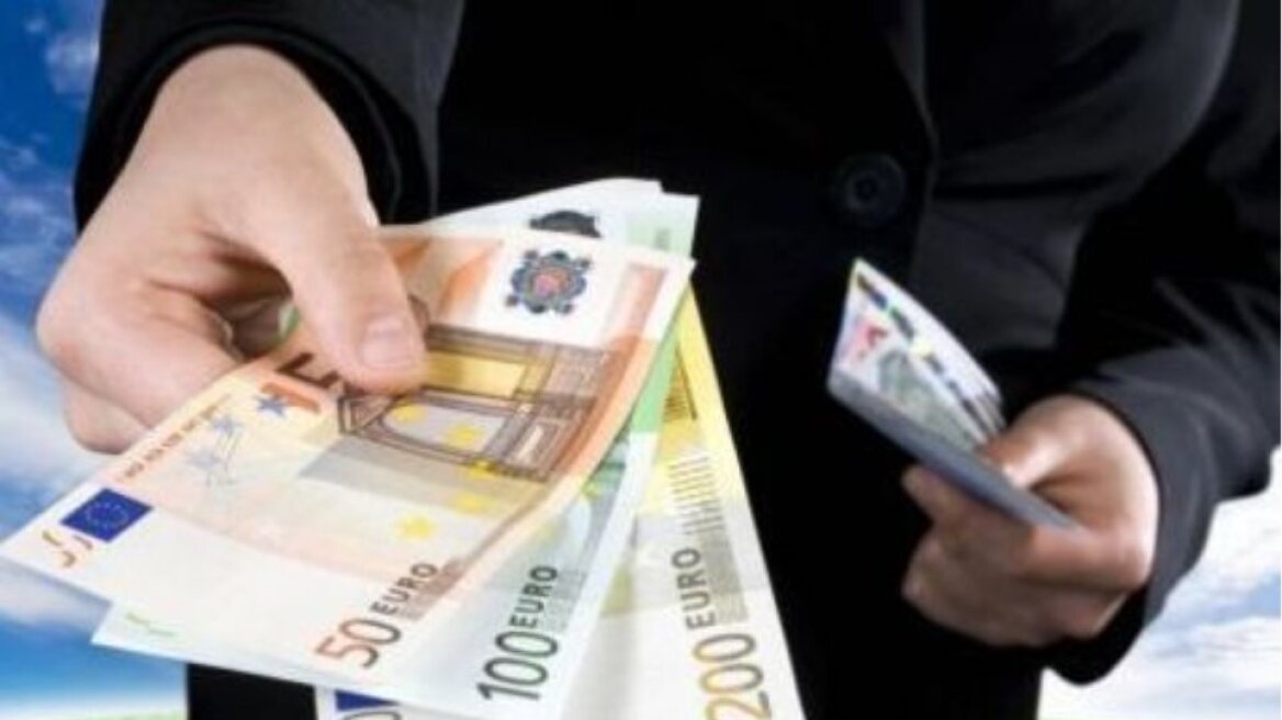 Πάτρα: Τοκογλύφος εκβίαζε και απειλούσε δανειολήπτη