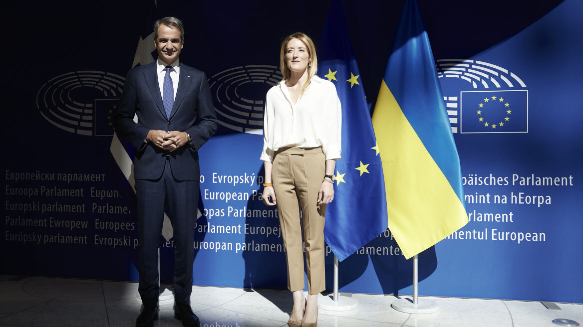 Κυριάκος Μητσοτάκης: Συναντήθηκε με την Μετσόλα στο Ευρωκοινοβούλιο