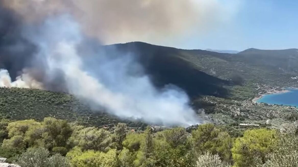 Φωτιά στο Πόρτο Γερμενό: Δυστυχώς μέχρι τώρα είναι ανεξέλεγκτα τα πράγματα, λέει ο πρόεδρος της δημοτικής ενότητας Βιλίων