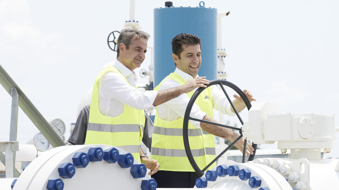 Πέτκοφ: Πιο κοντά η λειτουργία του διασυνδετήριου αγωγού φυσικού αερίου με την Ελλάδα