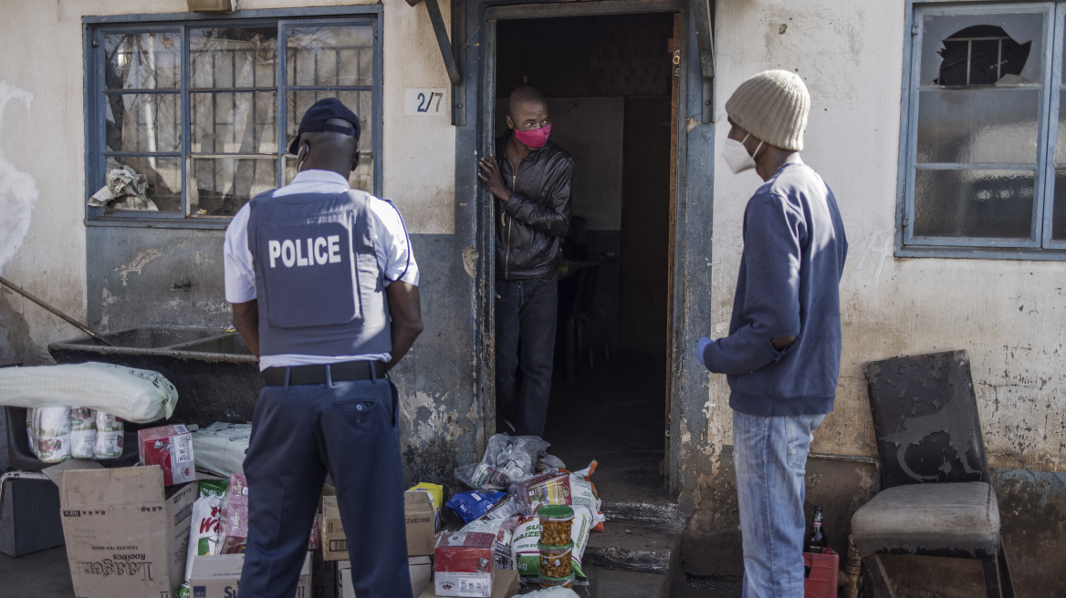 Νότια Αφρική: Τουλάχιστον 18 νεκροί σε δύο ξεχωριστές επιθέσεις με πυροβολισμούς σε μπαρ	