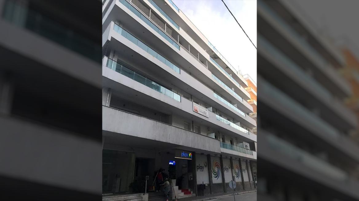 Πλειστηριασμοί: Σε «κλοιό» σφυριών ο Mr. Staff Jeans (pics)