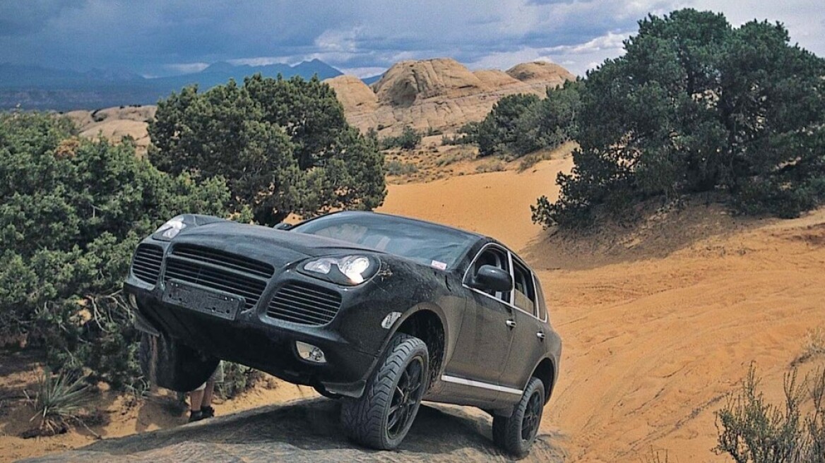 Χρόνια Πολλά Porsche Cayenne